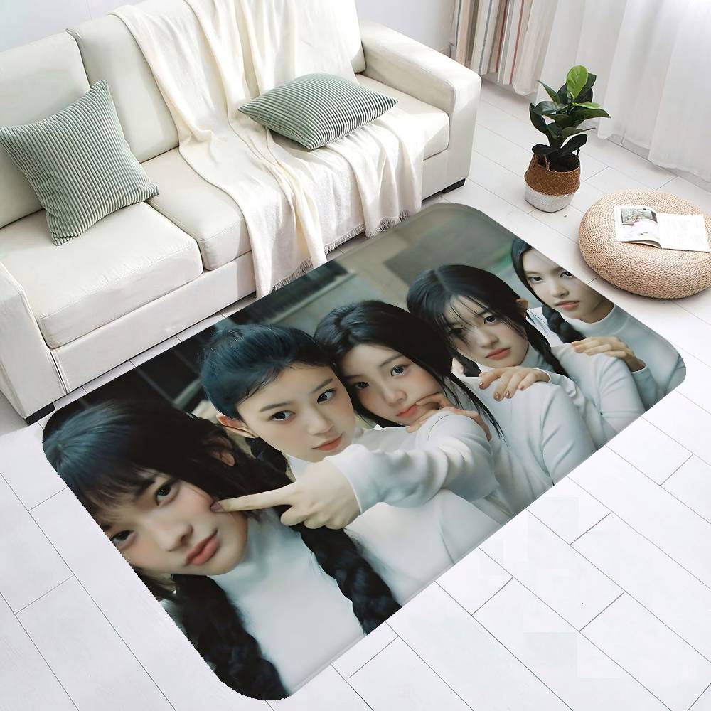 Home Textiles Group - KpopグループI-Illitキュートガール玄関マット北欧スタイルホームドアマットバスルーム・トイレマット寝室ホテル装飾マット