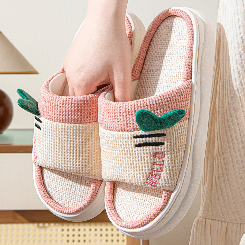新しいスタイルのリネンスリッパ女性用屋内ホーム四季カップル用 - Home And Textiles のレビューと価格